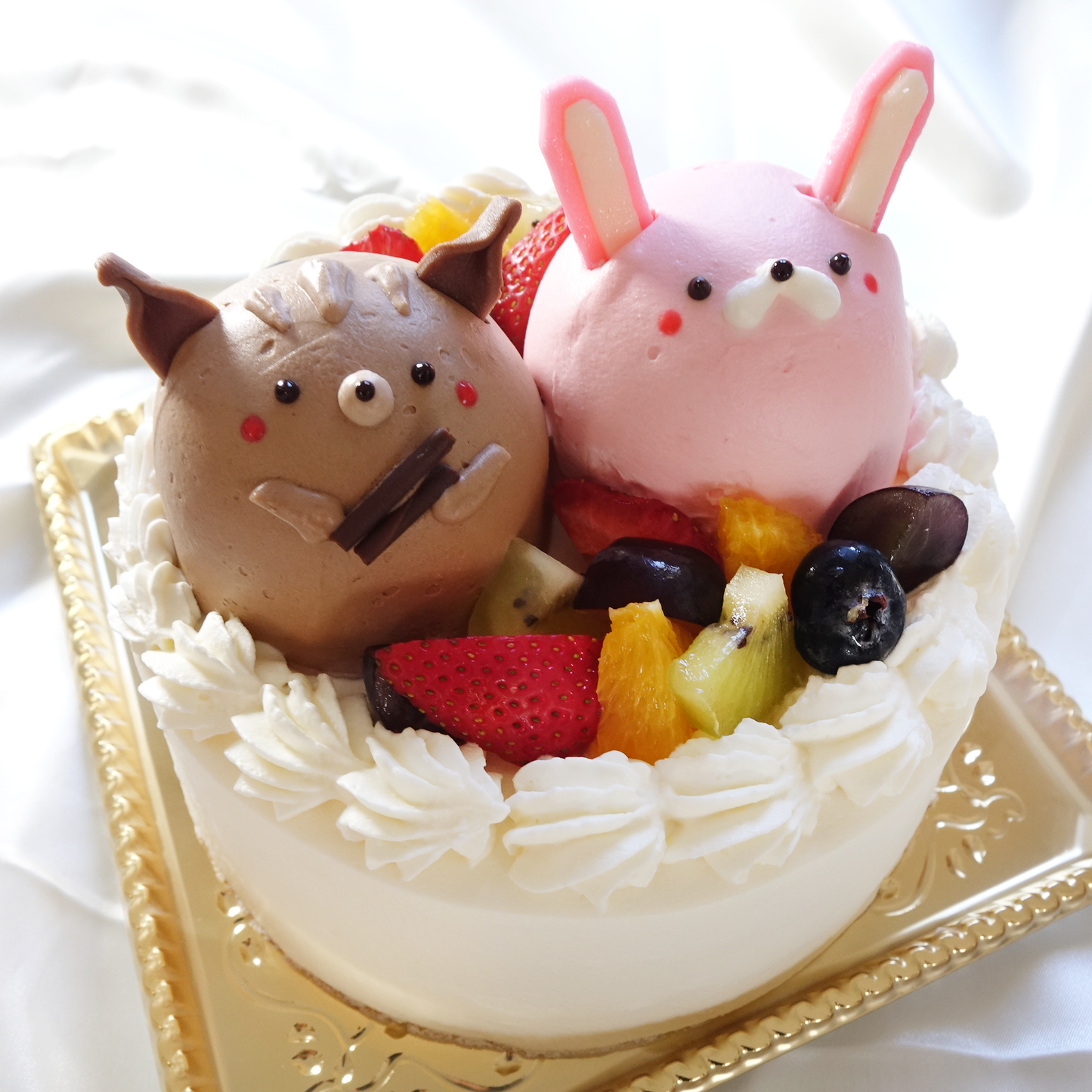 【なかよしどうぶつケーキ】りすとうさぎの森のハッピーケーキ