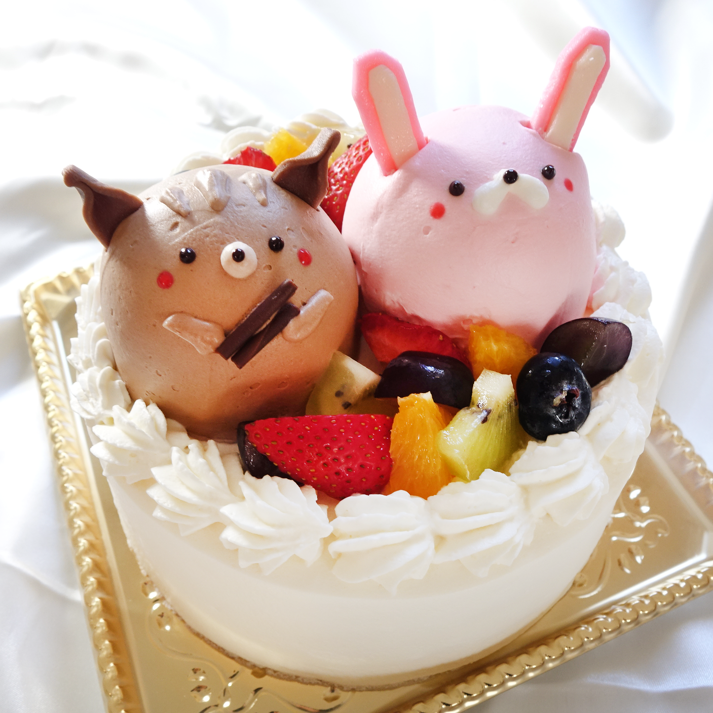 【なかよしどうぶつケーキ】りすとうさぎの森のハッピーケーキ