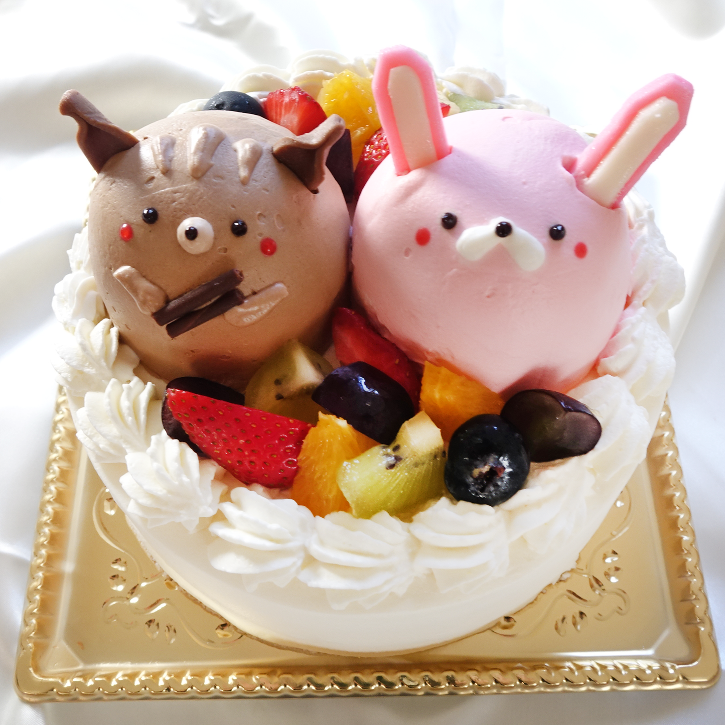 【なかよしどうぶつケーキ】りすとうさぎの森のハッピーケーキ