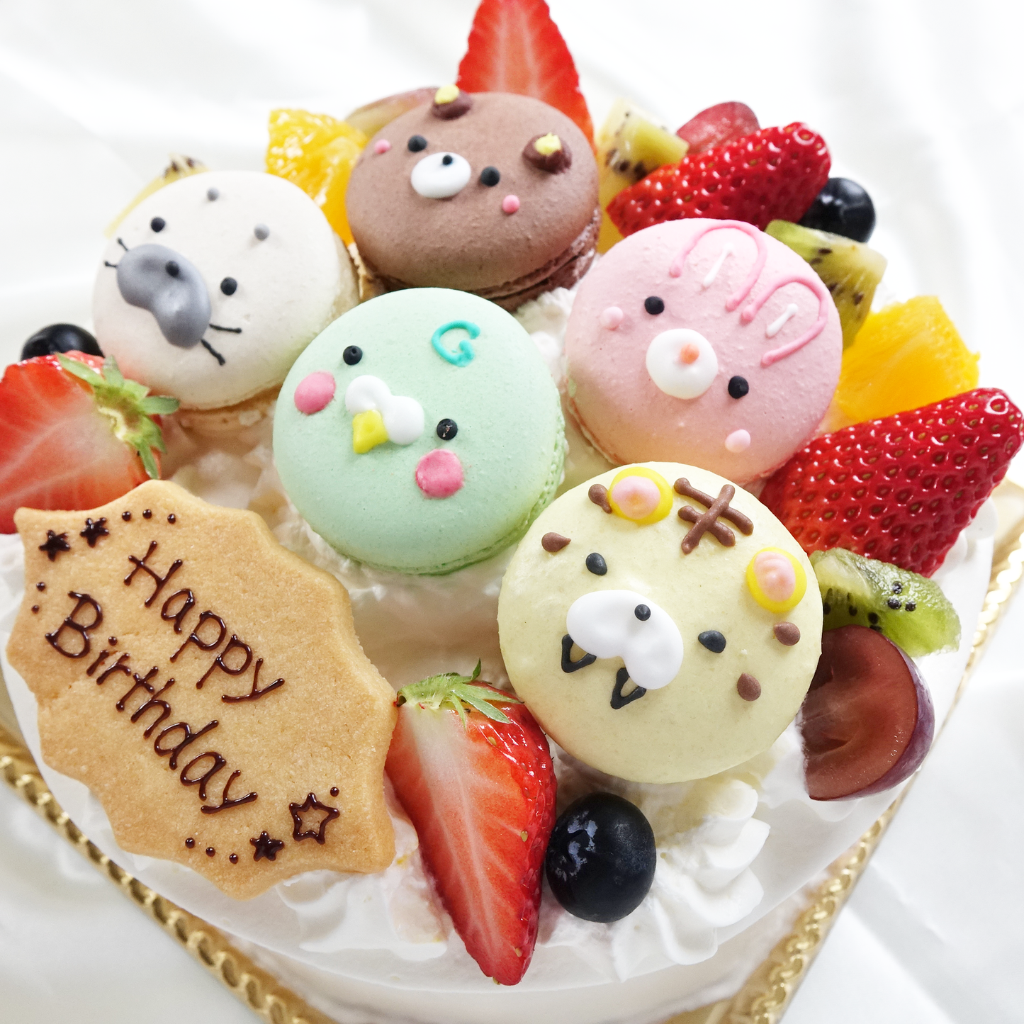 どうぶつマカロンのせちゃったケーキ